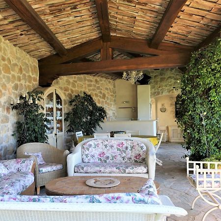 Bed and Breakfast La Bastide Des Pins Vence Esterno foto