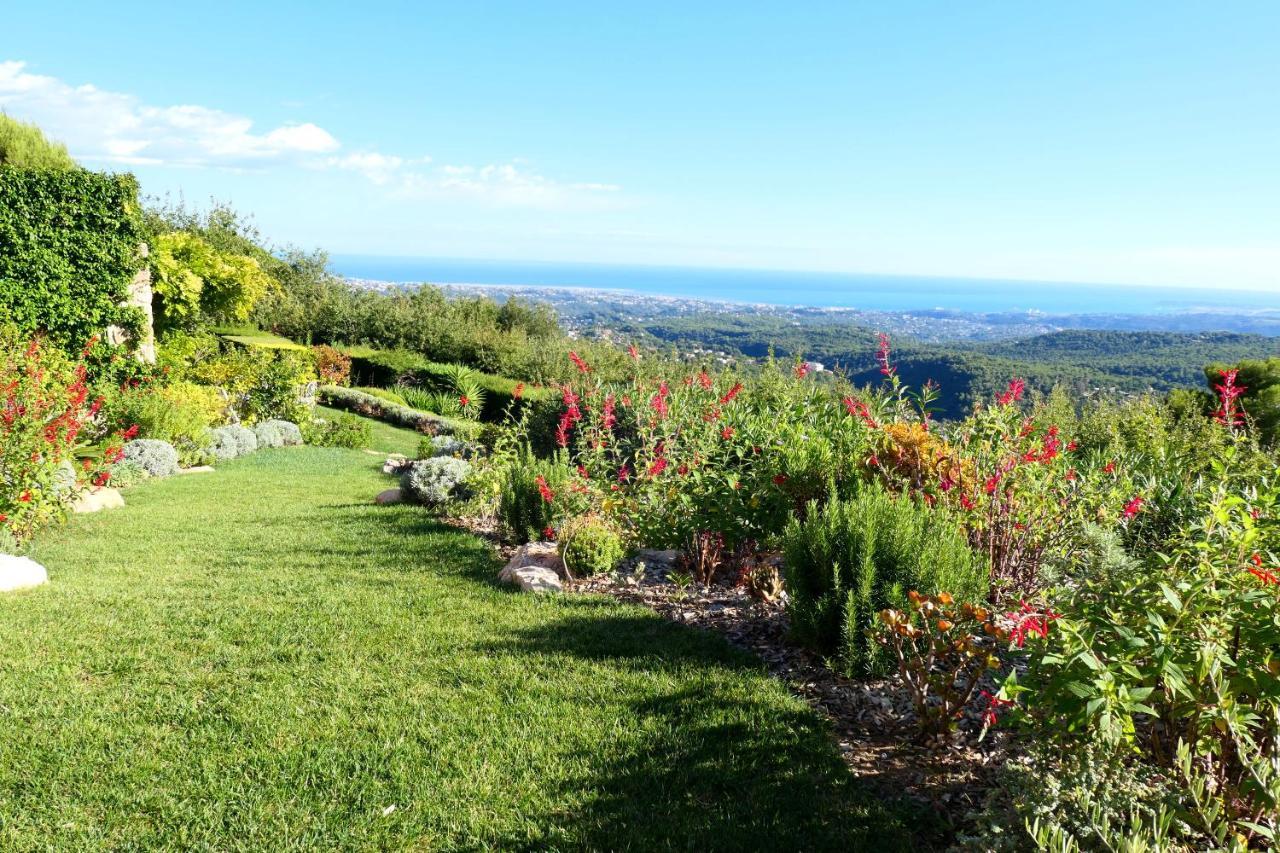 Bed and Breakfast La Bastide Des Pins Vence Esterno foto