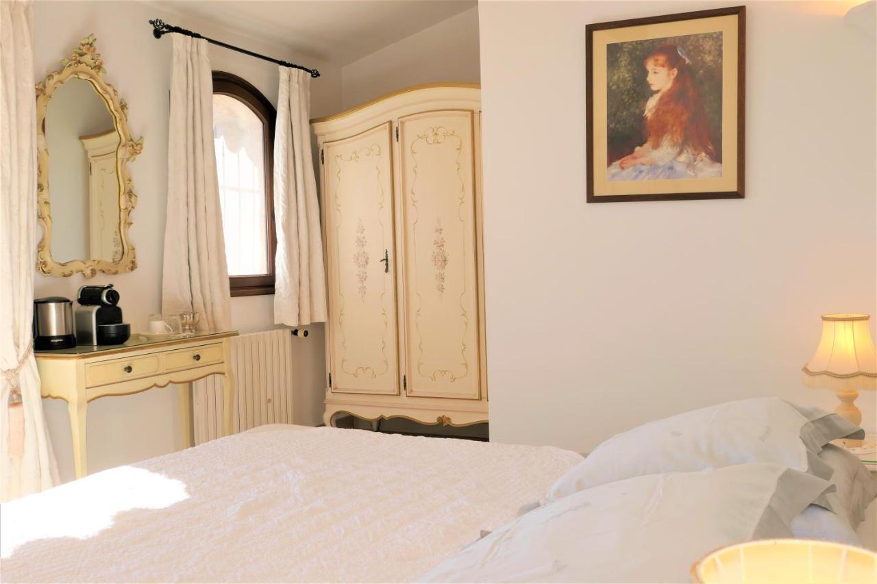 Bed and Breakfast La Bastide Des Pins Vence Esterno foto